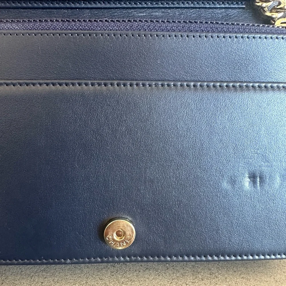 CHANEL 100% authentic